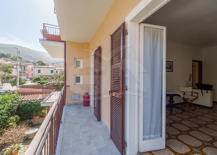 Casa Floretta - Goelba Apartmán *